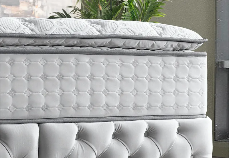 Custom Hybrid Orthopedic Foam Mattress with Independent Pocket Springs for Wholesale Buyers